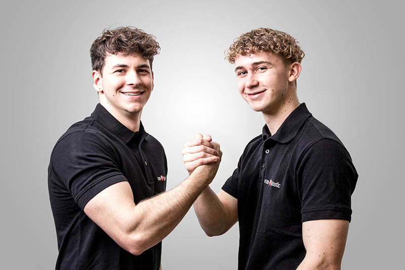 College students at rose plastic USA Discover our job vacancies for students.